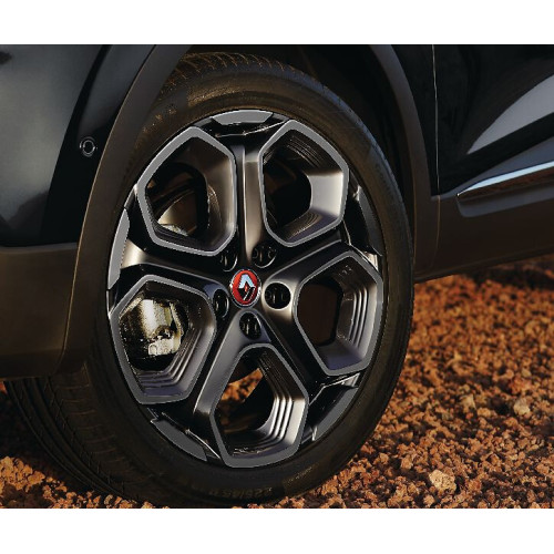 Renault centre cap in red fire with chrome surround 